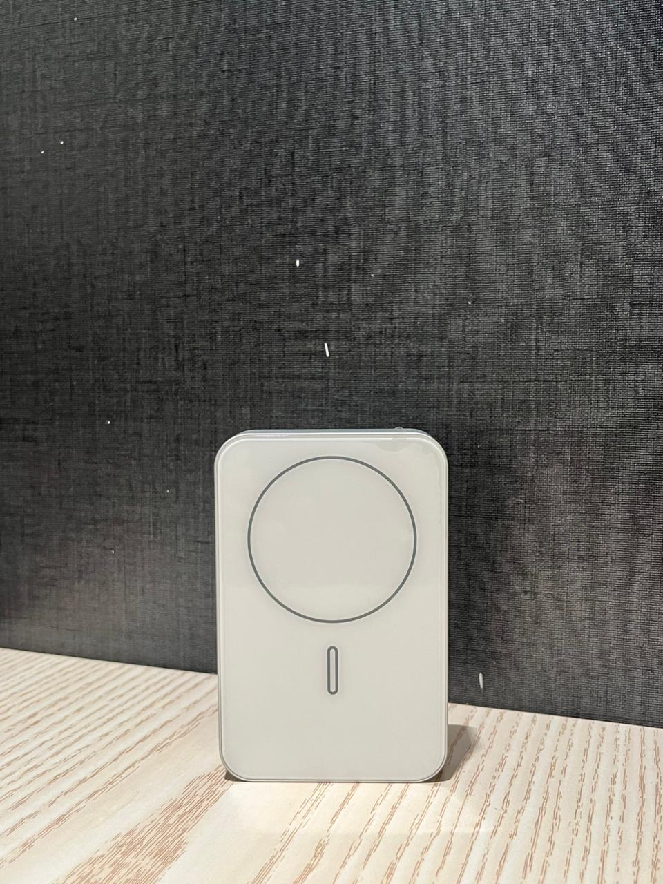 Magnetic Battery Pack White Magsafe Powerbank 10000mAh